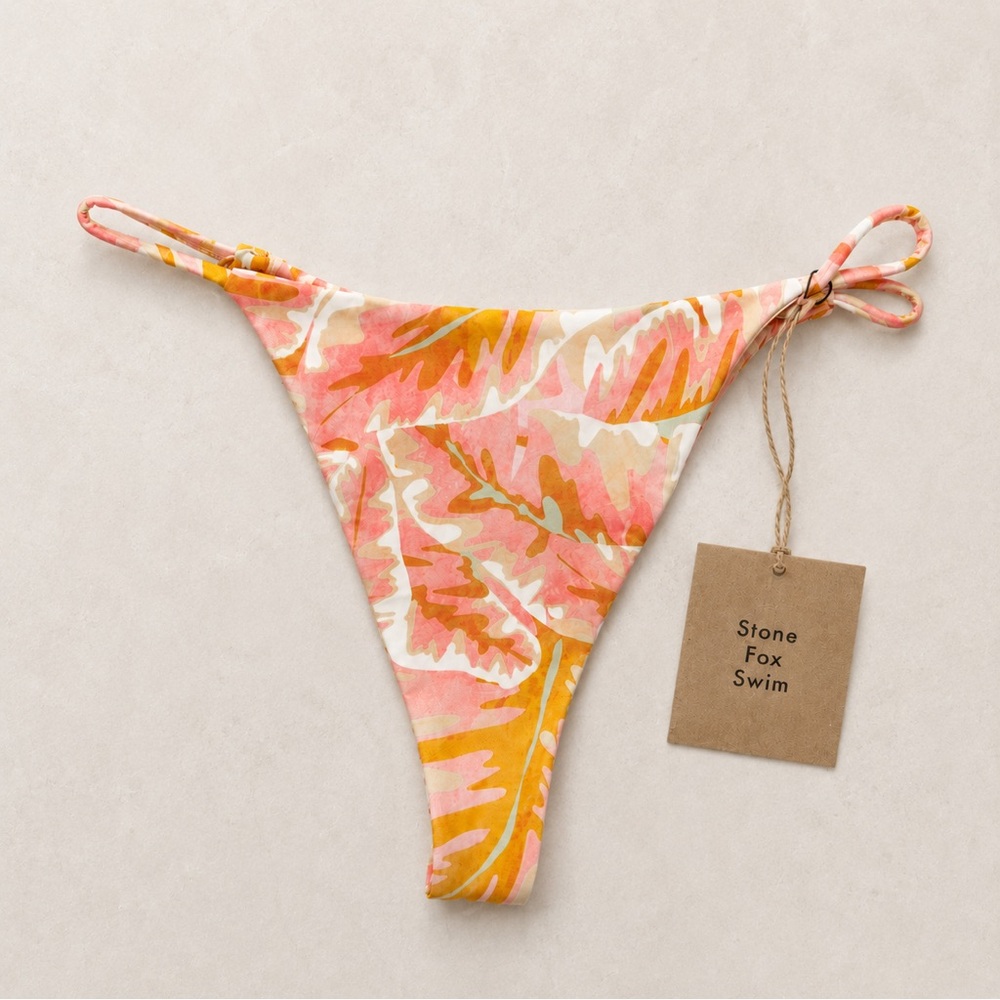 STONE FOX SWIM Isle Bikini Bottom in Hot Tropix